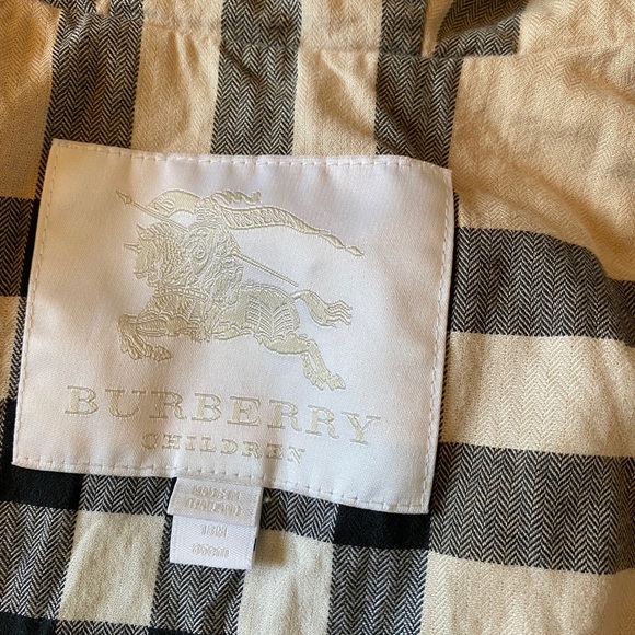 Burberry jacket - Picture 3 of 6